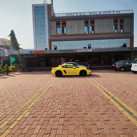 Hotel Nilkanth Navsari Exterior photo