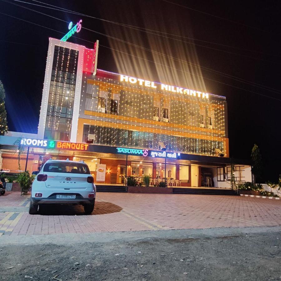 Hotel Nilkanth Navsari Exterior photo